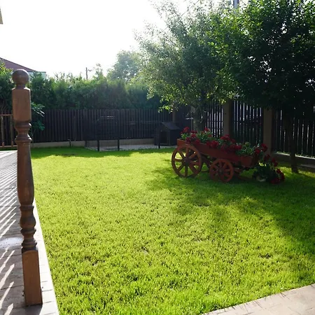 Pensiunea Grand Гостевой дом Эфорие Норд